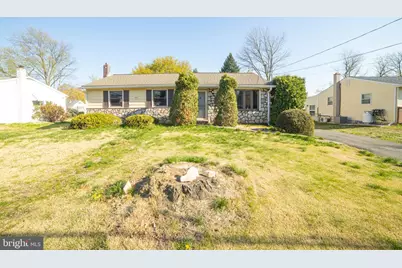 465 Dutton Street, Aston, PA 19014 - Photo 1