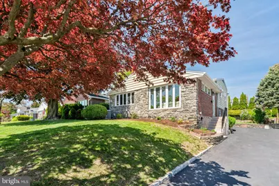 118 Greenbriar Lane, Havertown, PA 19083 - Photo 1