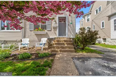 118 N Wells Avenue, Glenolden, PA 19036 - Photo 1