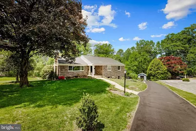 2818 N Kent Road, Broomall, PA 19008 - Photo 1