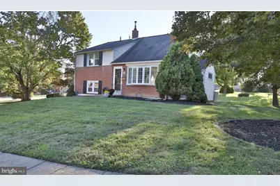 454 N Manor Drive, Media, PA 19063 - Photo 1