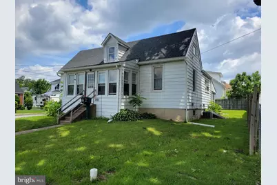 1565 Beale Street #101, Marcus Hook, PA 19061 - Photo 1