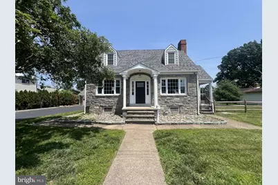 220 Kossuth Avenue, Folsom, PA 19033 - Photo 1