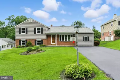 114 Woodview Lane, Media, PA 19063 - Photo 1