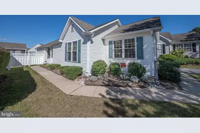 208 N Silver Fox Drive, Glen Mills, PA 19342 - Photo 1