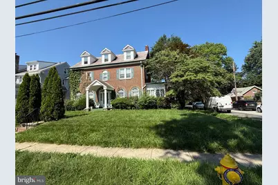 176 E Parkway Avenue, Chester, PA 19013 - Photo 1