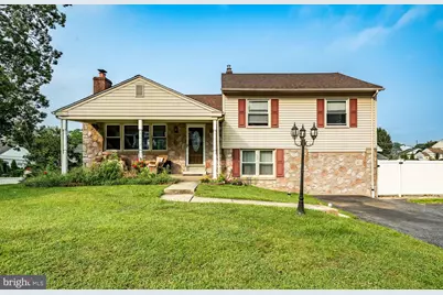 708 Elgin Road, Newtown Square, PA 19073 - Photo 1