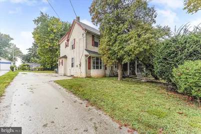 46 E Knowles Avenue, Glenolden, PA 19036 - Photo 1