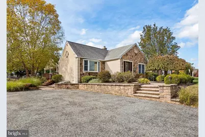 16 N Manor Road, Broomall, PA 19008 - Photo 1