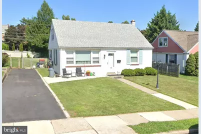 202 Rolling Road, Broomall, PA 19008 - Photo 1