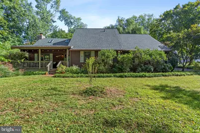 571 N Middletown Road, Media, PA 19063 - Photo 1