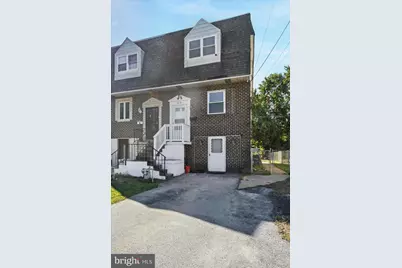 820 School Lane, Folcroft, PA 19032 - Photo 1