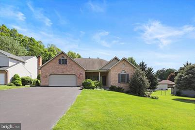 6210 Greenbriar Terrace - Photo 1