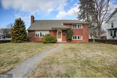 138 Clayton Avenue, Waynesboro, PA 17268 - Photo 1