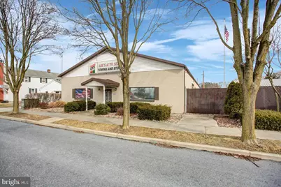 605 Guilford Avenue, Chambersburg, PA 17201 - Photo 1