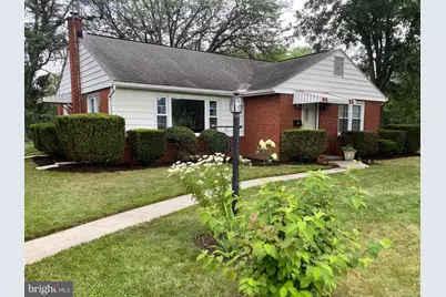 315 S Oller Avenue, Waynesboro, PA 17268 - Photo 1