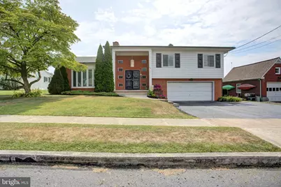 511 Hamilton Avenue, Waynesboro, PA 17268 - Photo 1