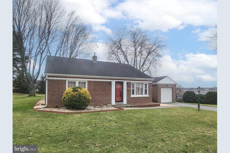 150 W Roseville Rd, Lancaster, PA 17601 MLS PALA2045846 Coldwell Banker