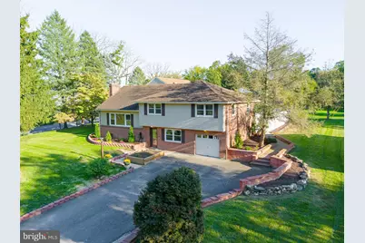 2300 Mayfair Drive, Lancaster, PA 17603 - Photo 1