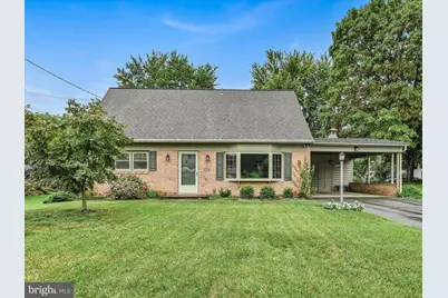 1018 Hermosa Avenue, Lancaster, PA 17601 - Photo 1