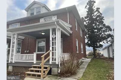 712 Broad Street, Akron, PA 17501 - Photo 1