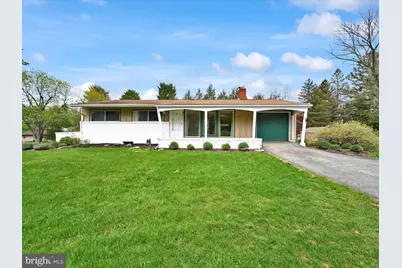601 Valley Road, Lancaster, PA 17601 - Photo 1
