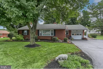 3 Pfautz Avenue, Lititz, PA 17543 - Photo 1