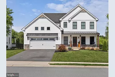 335 Royal Hunt Way, Lititz, PA 17543 - Photo 1