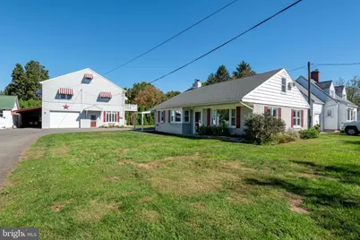 2315 Old Philadelphia Pike, Smoketown, PA 17576 - Photo 1