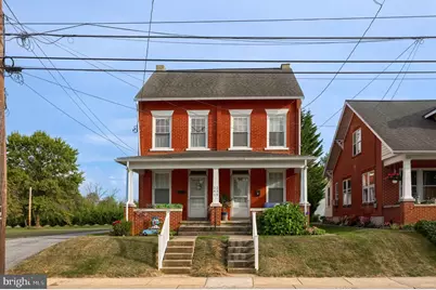 239 E High Street, Manheim, PA 17545 - Photo 1