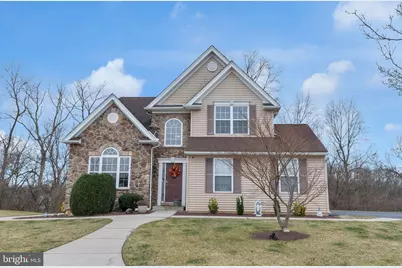 4130 Redbud Dr E, Whitehall, PA 18052 - Photo 1