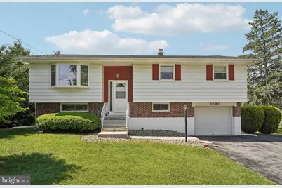 2530 27th Street SW, Allentown, PA 18103 - Photo 1