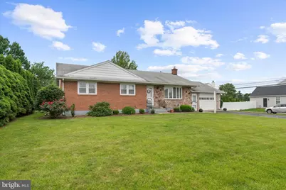 1122 N 14th Street, Allentown, PA 18102 - Photo 1