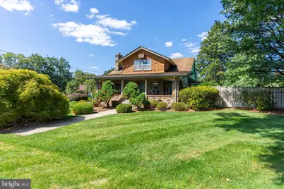 301 E Wayne Avenue, Allentown, PA 18103 - Photo 1