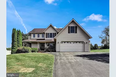 1605 Colonial Circle, Lebanon, PA 17046 - Photo 1