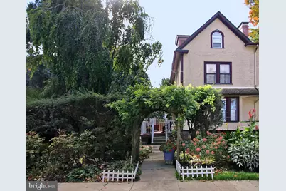 10 E High Street, Lebanon, PA 17042 - Photo 1