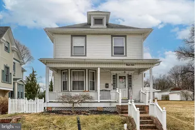 410 E Chestnut Street, Lebanon, PA 17042 - Photo 1
