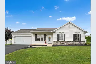 5 Vista Drive, Fredericksburg, PA 17026 - Photo 1