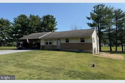 18 Lark Ln, Jonestown, PA 17038 - Photo 1