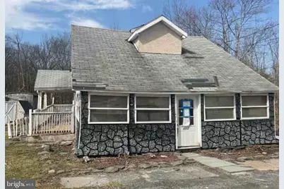 111 Ruthland Avenue, Greenfield Township, PA 18407 - Photo 1