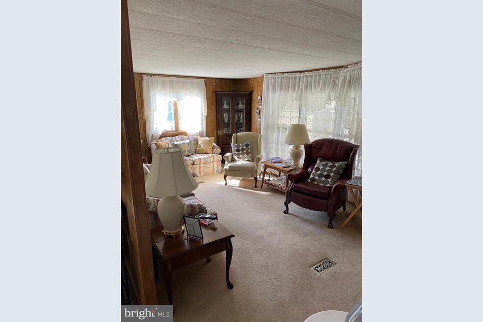 89 Neshaminy Falls Cir, North Wales, PA 19454 MLS PAMC2016840