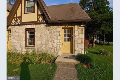 25 Montrose Avenue #B, Lower Merion Township, PA 19010 - Photo 1