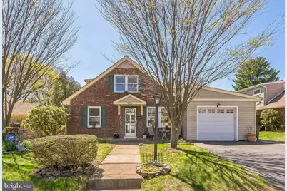 2076 Parkdale Avenue, Glenside, PA 19038 - Photo 1