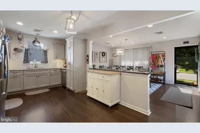 424 Cedar Street, Lansdale, PA 19446 - Photo 1