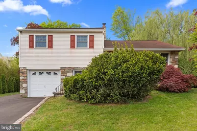 300 Rockledge Avenue, Huntingdon Valley, PA 19006 - Photo 1