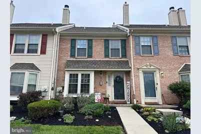 1054 Maple Glen Circle, Pottstown, PA 19464 - Photo 1