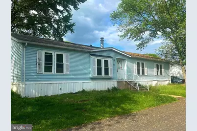 921 Lakeview Drive, Green Lane, PA 18054 - Photo 1