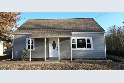 328 W Broad Street, Hatfield, PA 19440 - Photo 1