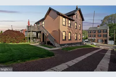 814 E Hector Street, Conshohocken, PA 19428 - Photo 1