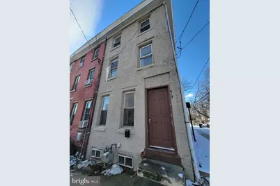 613 Walnut Street, Norristown, PA 19401 - Photo 1